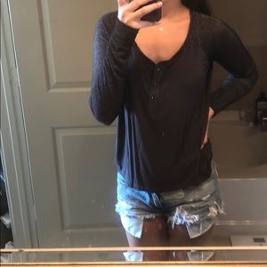 American Eagle outfitters sparkly sleeve top gray